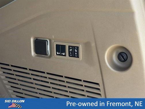 White Frost Tricoat 2024 GMC Yukon XL Denali