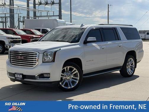 White Frost Tricoat 2018 GMC Yukon XL SLT