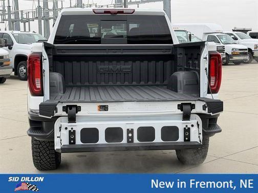 Summit White 2026 GMC Sierra 1500 AT4X