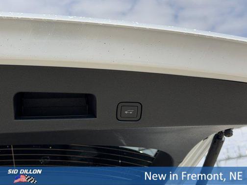 Summit White 2026 GMC Acadia Elevation AWD