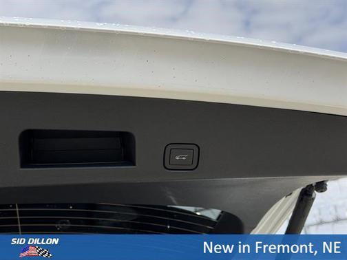 Summit White 2026 GMC Acadia Elevation AWD