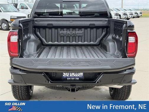 Onyx Black 2026 GMC Canyon AT4