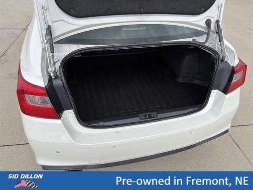 Crystal White Pearl 2019 Subaru Legacy Limited
