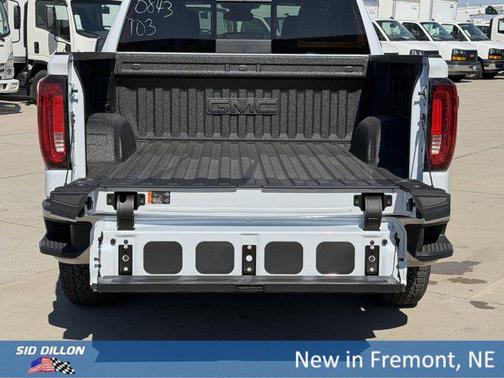 Glacier White Tricoat 2026 GMC Sierra 1500 SLT