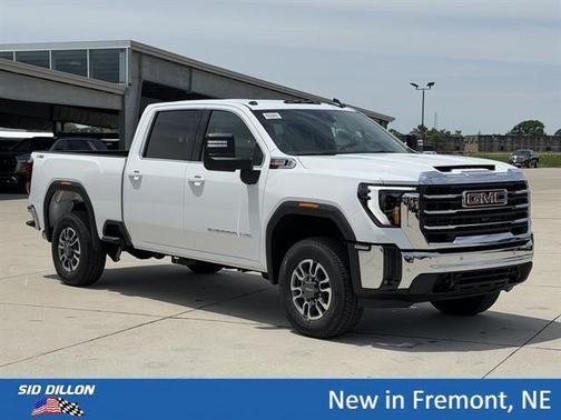 Summit White 2026 GMC Sierra 2500 SLE