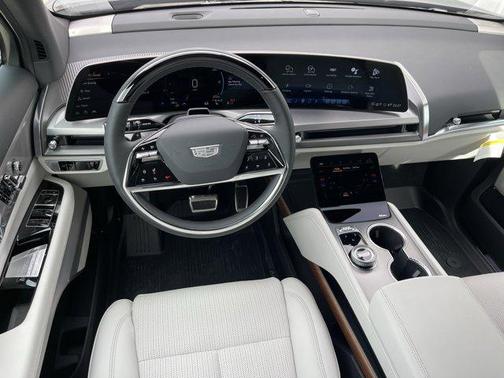 Stellar Black Metallic 2026 Cadillac VISTIQ Sport