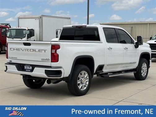 Summit White 2024 Chevrolet Silverado 3500 High Country