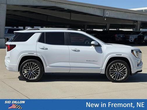 Glacier White Tricoat 2026 GMC Terrain Denali
