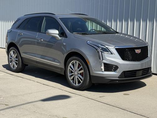 Argent Silver Metallic 2026 Cadillac XT5 Sport