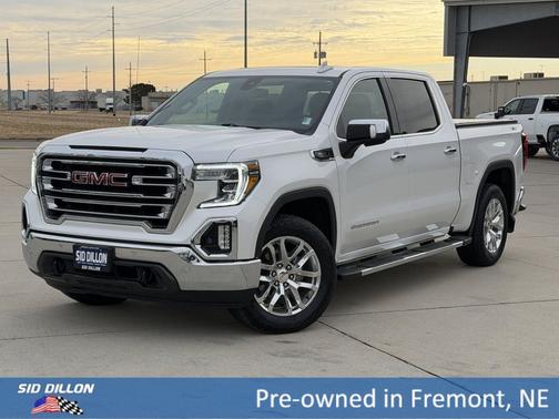 White Frost Tricoat 2021 GMC Sierra 1500 SLT