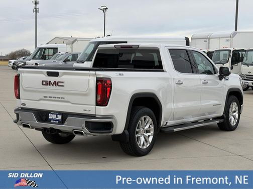 White Frost Tricoat 2021 GMC Sierra 1500 SLT