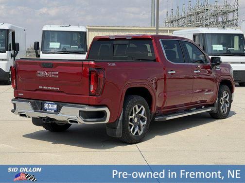 Volcanic Red Tintcoat 2025 GMC Sierra 1500 SLT