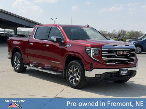 Volcanic Red Tintcoat 2025 GMC Sierra 1500 SLT