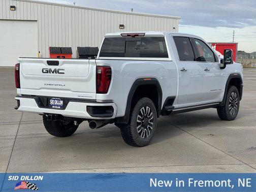 Glacier White Tricoat 2026 GMC Sierra 2500 Denali Ultimate