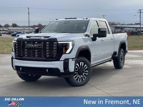 Glacier White Tricoat 2026 GMC Sierra 2500 Denali Ultimate