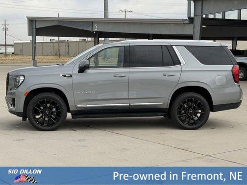 Sterling Metallic 2024 GMC Yukon SLT