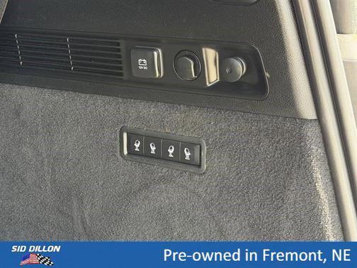 Diamond Black Crystal Pearlcoat 2023 Jeep Grand Wagoneer Series III 4x4