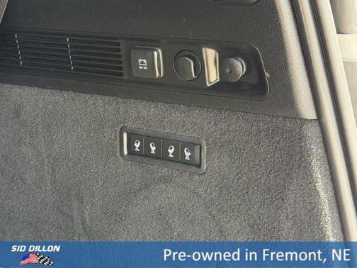 Diamond Black Crystal Pearlcoat 2023 Jeep Grand Wagoneer Series III 4x4