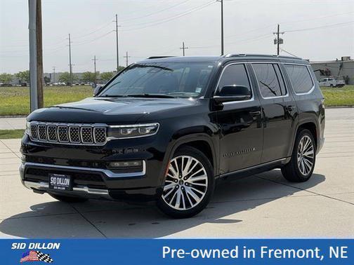 Diamond Black Crystal Pearlcoat 2023 Jeep Grand Wagoneer Series III 4x4