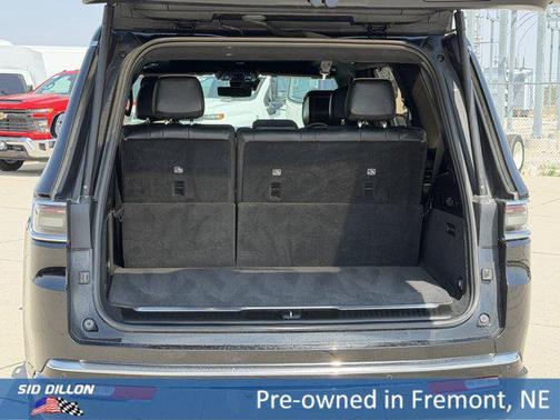Diamond Black Crystal Pearlcoat 2023 Jeep Grand Wagoneer Series III 4x4