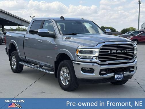 Billet Silver Metallic Clearcoat 2022 RAM 2500 Laramie Crew Cab 4x4 6'4' Box
