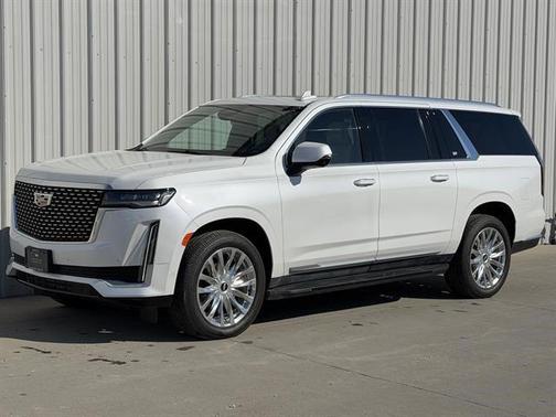 Crystal White Tricoat 2023 Cadillac Escalade ESV Premium Luxury