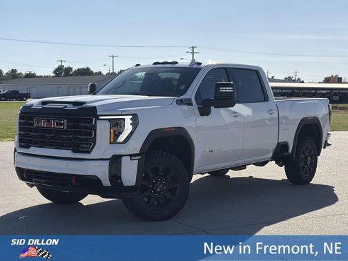 Summit White 2026 GMC Sierra 2500 AT4