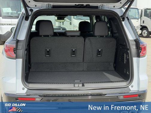 Glacier White Tricoat 2026 GMC Acadia Denali