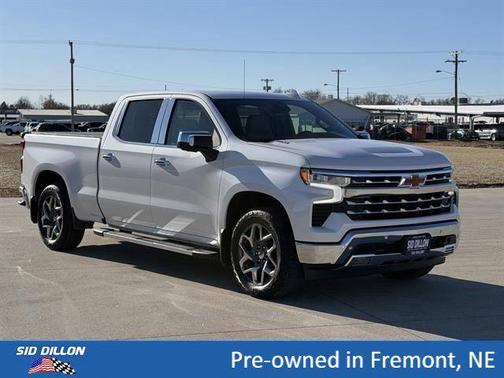 Iridescent Pearl Tricoat 2022 Chevrolet Silverado 1500 LTZ