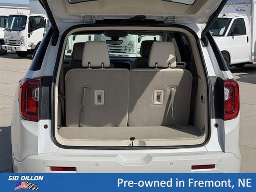 White Frost Tricoat 2023 GMC Acadia Denali