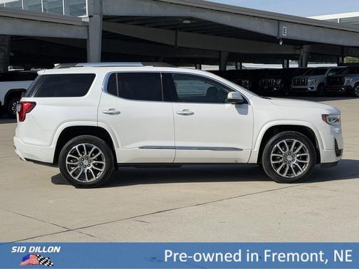 White Frost Tricoat 2023 GMC Acadia Denali