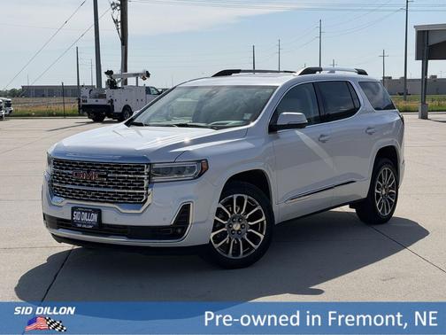 White Frost Tricoat 2023 GMC Acadia Denali