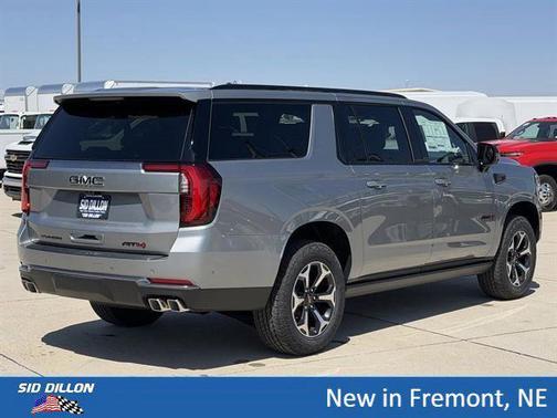Sterling Metallic 2026 GMC Yukon XL 4WD AT4