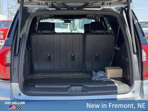 Sterling Metallic 2026 GMC Yukon XL 4WD AT4