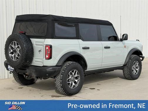 Cactus Gray 2024 Ford Bronco Badlands