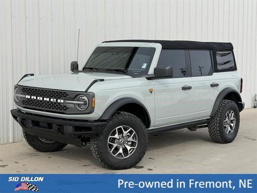 Cactus Gray 2024 Ford Bronco Badlands