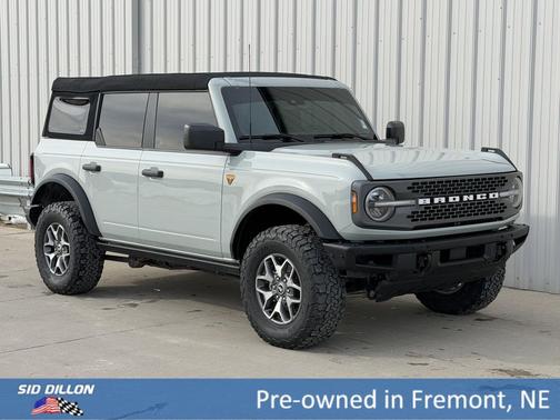 Cactus Gray 2024 Ford Bronco Badlands