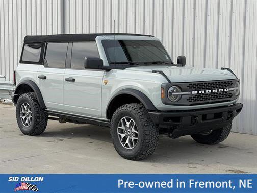 Cactus Gray 2024 Ford Bronco Badlands