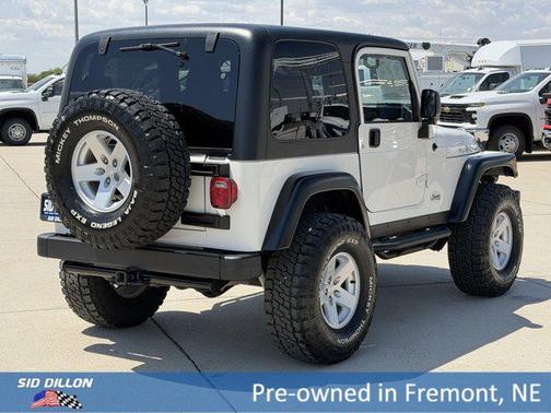 Stone White Clearcoat/Black Soft Top 2006 Jeep Wrangler Rubicon