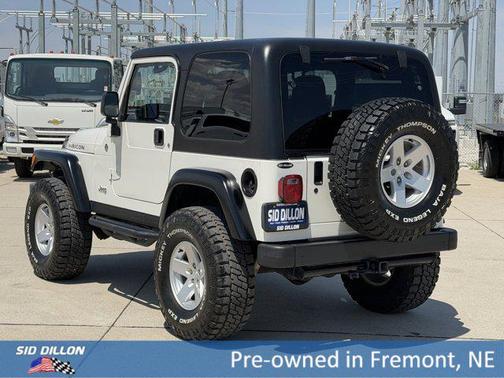 Stone White Clearcoat/Black Soft Top 2006 Jeep Wrangler Rubicon