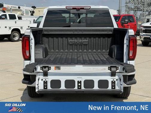 Glacier White Tricoat 2026 GMC Sierra 1500 Denali