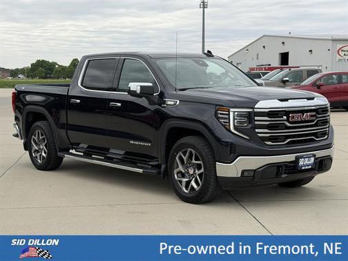 Titanium Rush Metallic 2022 GMC Sierra 1500 SLT
