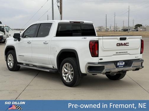 Summit White 2021 GMC Sierra 1500 SLT
