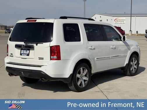 White Diamond Pearl 2013 Honda Pilot Touring