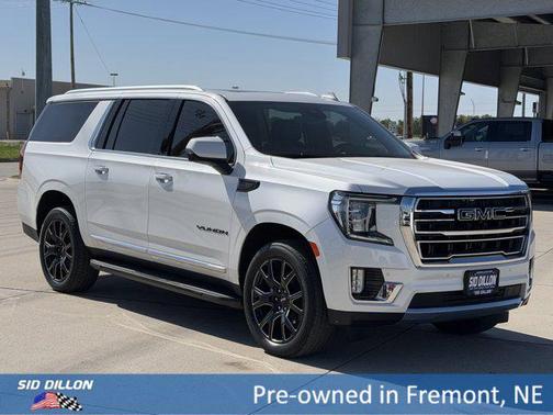 White Frost Tricoat 2023 GMC Yukon XL SLT