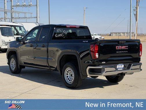 Onyx Black 2026 GMC Sierra 1500 Pro