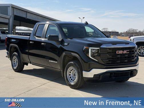 Onyx Black 2026 GMC Sierra 1500 Pro