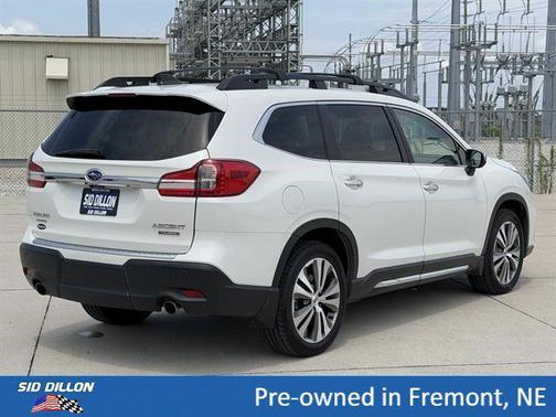 Crystal White Pearl 2021 Subaru Ascent Touring 7-Passenger
