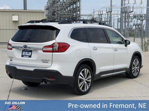 Crystal White Pearl 2021 Subaru Ascent Touring 7-Passenger