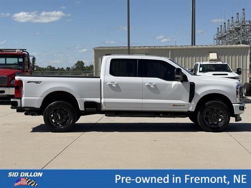 Oxford White 2024 Ford F-250 Lariat
